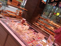 -巴黎贝甜(大宁国际商业广场店)