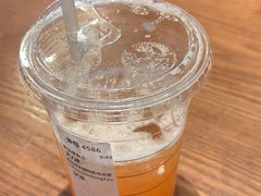 -星巴克(上海长宁来福士1F店)