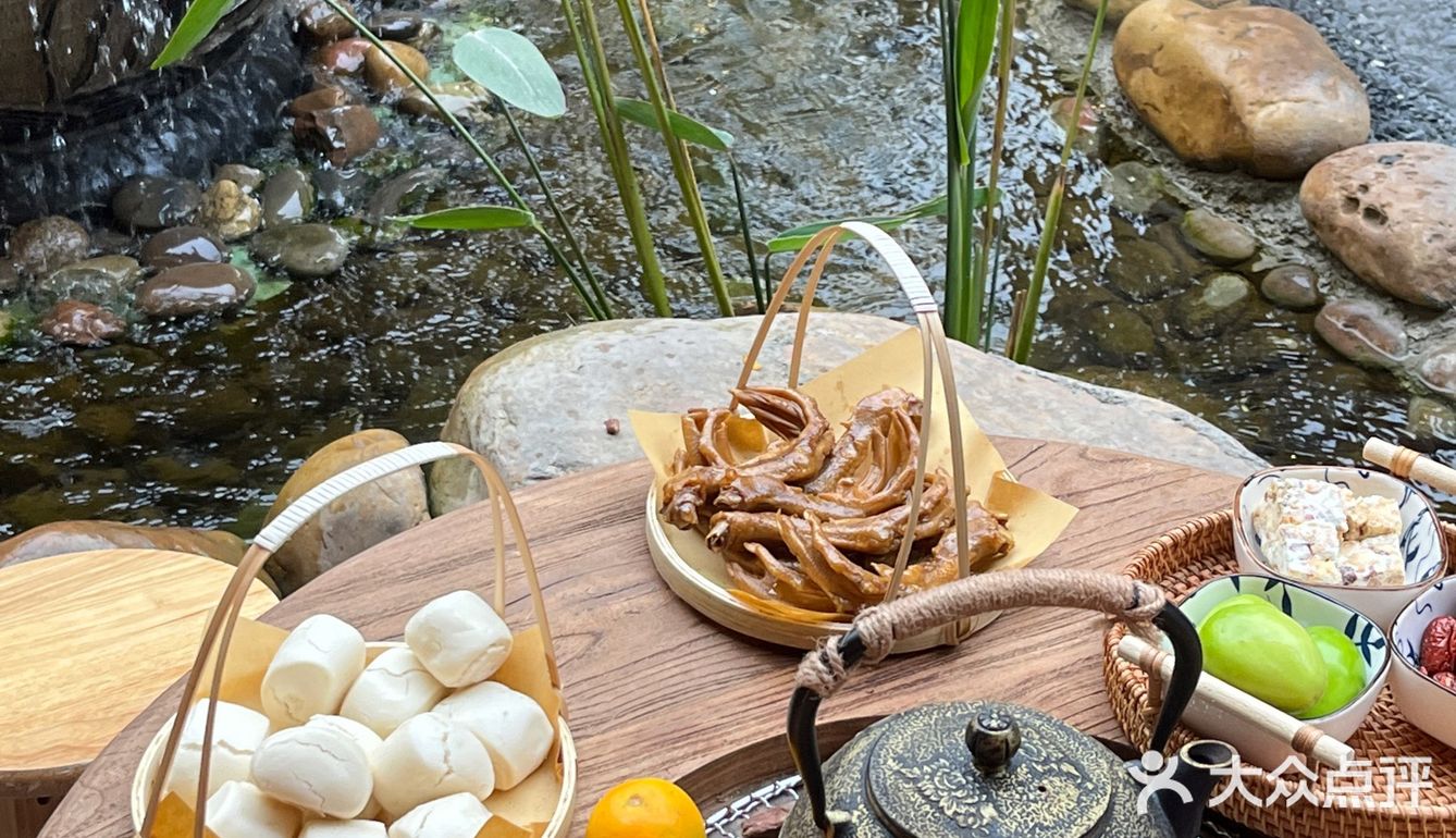 贵阳探店｜在最有氛围的院子喝下午茶吃甲鱼