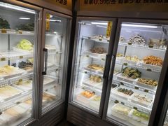 面包甜点陈列柜-袁记串串香(西安路店)