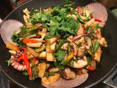 -胡桃里乐队酒馆(鎏嘉码头店)