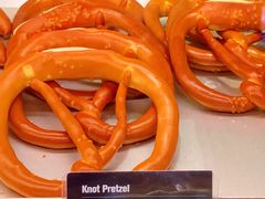 -Dough&Joe团憩(瑞虹天地月亮湾店)