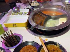 -钢管厂五区小郡肝串串香火锅(人民广场店)