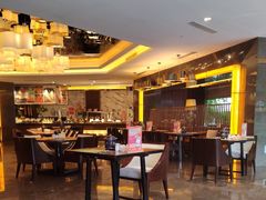 -岷山饭店-芝芝自助餐厅