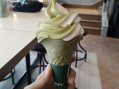 -肯德基(西影路店)
