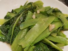 -江城小馆陕南妈妈菜·全球旅行餐厅(钟楼店)