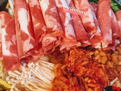 部队锅-MI WU FACTORY米屋美食工厂餐厅(绿地店)