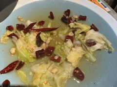 手撕圆白菜-懒人盐府人家(航天桥店)