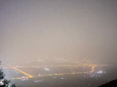 -鬼笑石后山停车场