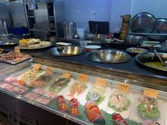 -靠山屯东北农家菜(八龙桥雅苑店)