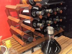 -四囍码头海鲜烧烤自助火锅(外滩南京东路悦荟广场店)