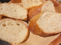 法式面包-大头虾越式风味餐厅(光明广场店)