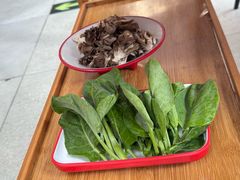 -毛辣果·贵州红酸汤牛肉火锅(西单店)