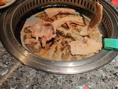 -阪尚皇·原切牛排·烤肉火锅自助(北京路店)