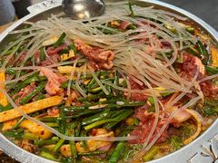 牛肉八带鱼饼土豪锅-京玉菲饭店(李村店)
