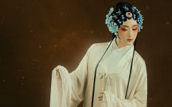 点击看大图 -盘子女人坊古装写真摄影(南京总店)