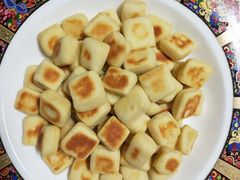 -爱的果实月嫂育婴师(世纪东方店)
