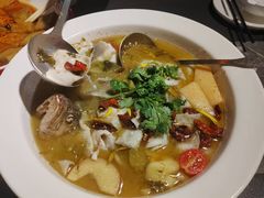 -花溪雨·森林餐厅(石基店)