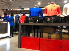 -UNDER ARMOUR(八达岭奥莱店)