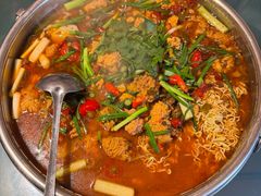 -牟记江湖重庆地标特色菜鱼蛋海鲜羊蝎子(巴南区黑金冠十多年好店)