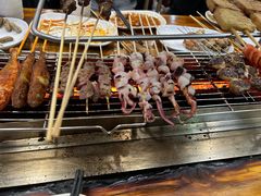 -哈尔滨小酒馆·鲜肉现穿自助烧烤(康新花园店)