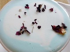 -ZING COFFEE 镜咖啡