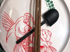餐具摆设-金鱼盆32年水煮鱼·18秒辣椒炒肉(京西大悦城店)