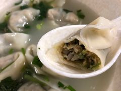 香芹鲜肉混沌.-吉祥馄饨(虹桥火车站店)