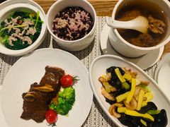 -臻儿屿月子会所(茶山店)