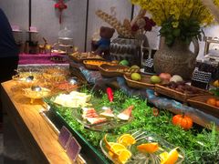 自助取餐区-茅庐川菜