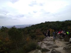 -灵岩山风景区