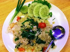 -J Daeng Seafood