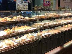 面包甜点陈列柜-新侨三宝乐西餐厅(崇文门店)