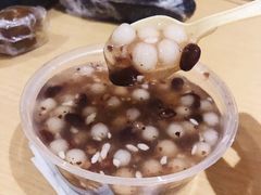 -芳婆糕团店(王府大街店)