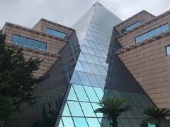 -上海市龙华烈士陵园