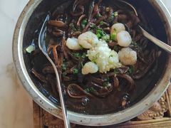 石锅传统响油鳝糊-无锡苏宁银河国际酒店-悦府65中餐厅