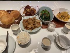 -红樱桃·欢乐餐厅(太原里店)
