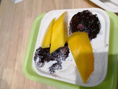 -满记甜品(巴黎春天宝山店)