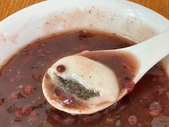 芝麻汤圆赤豆糊-吴家馄饨