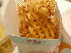 -麦当劳(水坑尾街店)