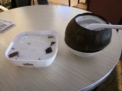 -海口骑楼小吃街