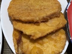 鸡蛋炸馒头-炙热童年·老北京炙子烤肉(南锣鼓巷店)