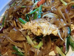 -八府香鸭·啫啫煲(华山路店)