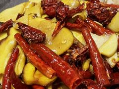-一朵菌·野生菌探索家火锅(南亚店)