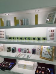 -Sasoo三和秀科技护肤抗衰中心