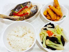 -浦东图书馆读者餐厅