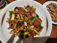 -鱼头泡饭·湖北菜·非物质文化遗产(岳家嘴总店)