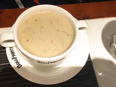 奶油蘑菇汤-斗牛士牛排餐厅(嘉里汇店)