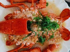 -覃记海鲜美食餐厅