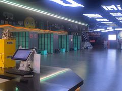 -极限PLAY运动娱乐新世界·团建派对表演休闲馆·室内高空游乐园